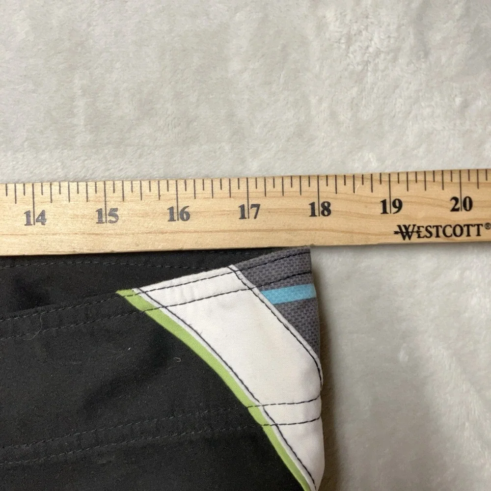 Vintage Y2K O'Neill Boardshorts Spellout Script Logo 2000s Surf 34 / Fits 36x11